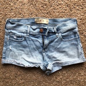 Hollister Jean Shorts